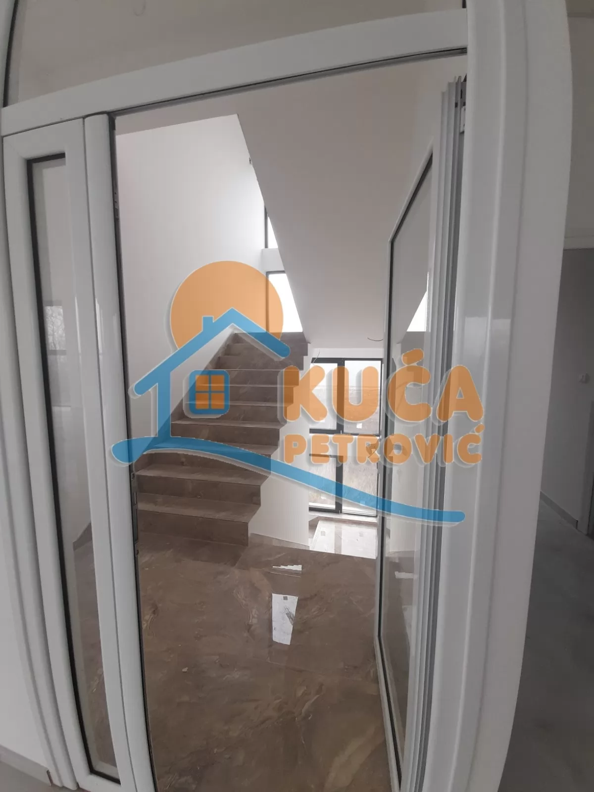 Lokal, 1200 m2, Donji Matejevac, Matejevački put ID: i-016064 10