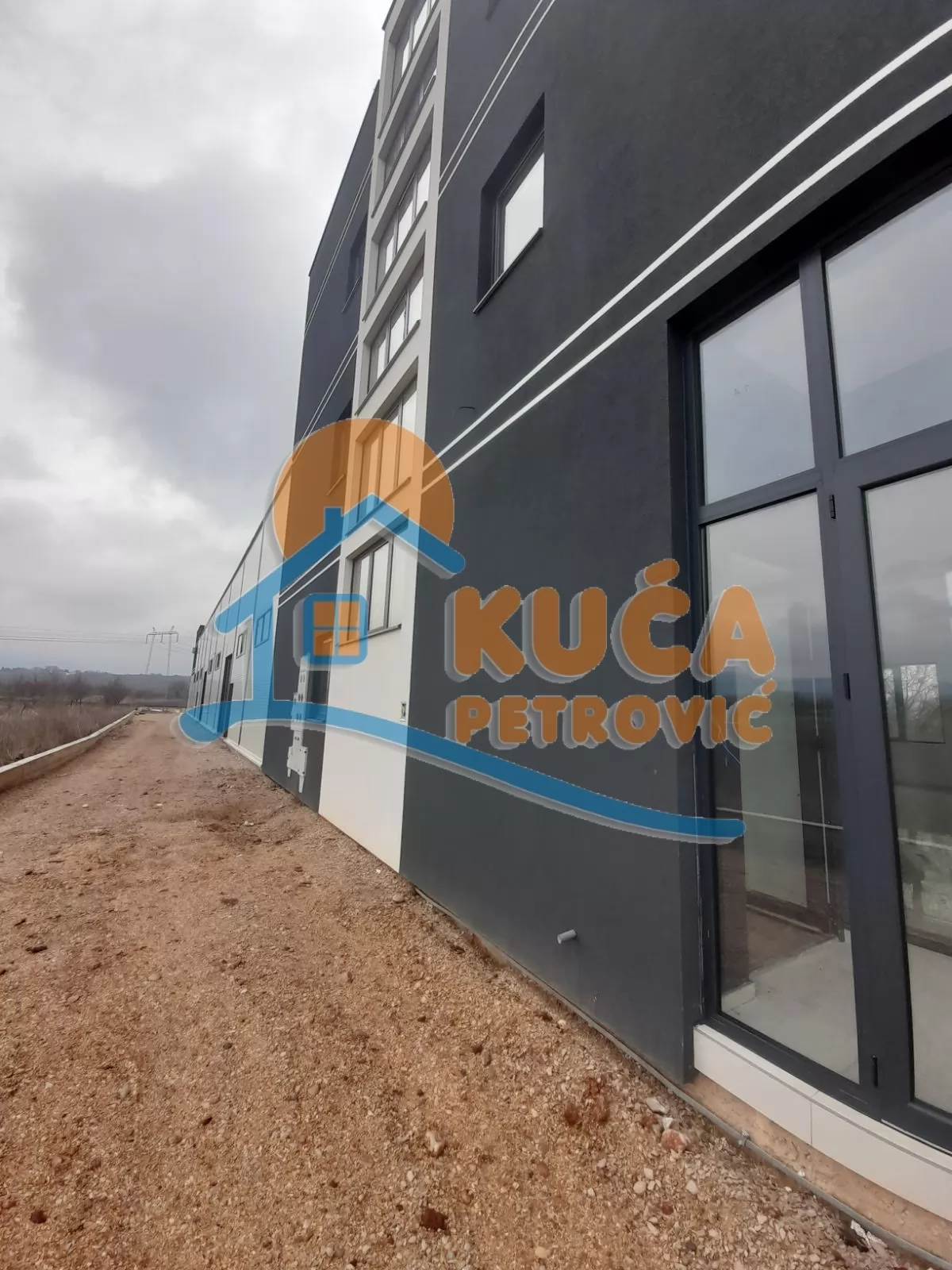 Lokal, 1200 m2, Donji Matejevac, Matejevački put ID: i-016064 17