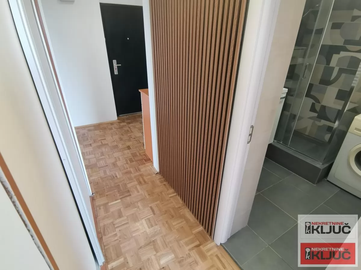 NOVO NASELJE, 59m2, Dvoiposoban, Renoviran 14