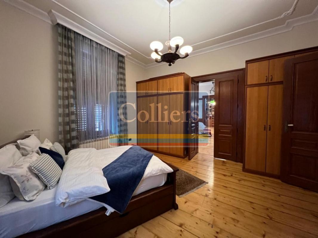 Stari grad, Dorćol, Cara Urosa, 3.0, 155.00m2, 2300 EUR 2