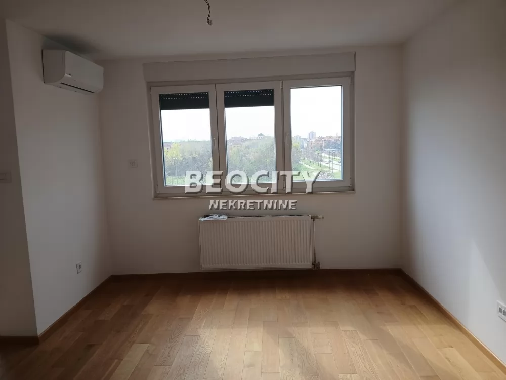 Trosoban stan, 58 m2, Bulevar Evrope, Hadži Ruvimova ID: 130511 11