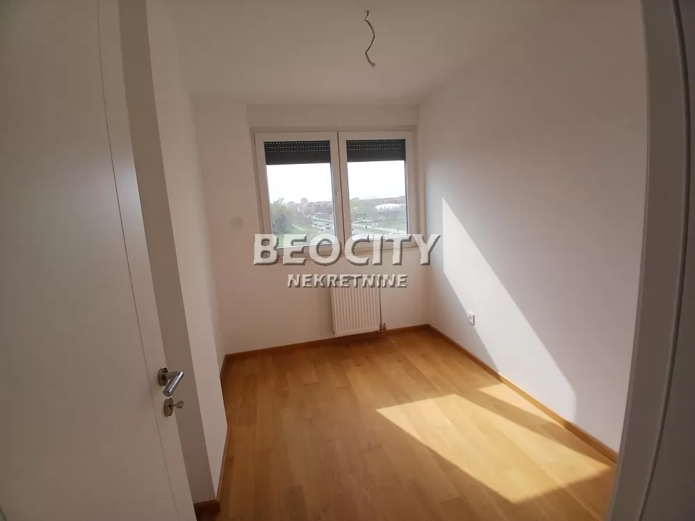 Trosoban stan, 58 m2, Bulevar Evrope, Hadži Ruvimova ID: 130511 6