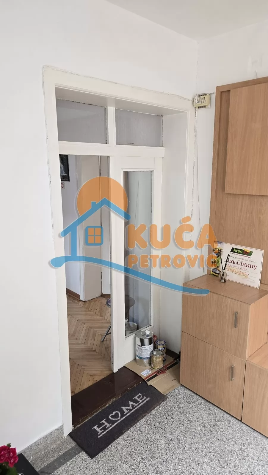 Trosoban stan, 95 m2, Crveni Pevac, Vojvode Tankosića 1. prilaz ID: i-016059 14