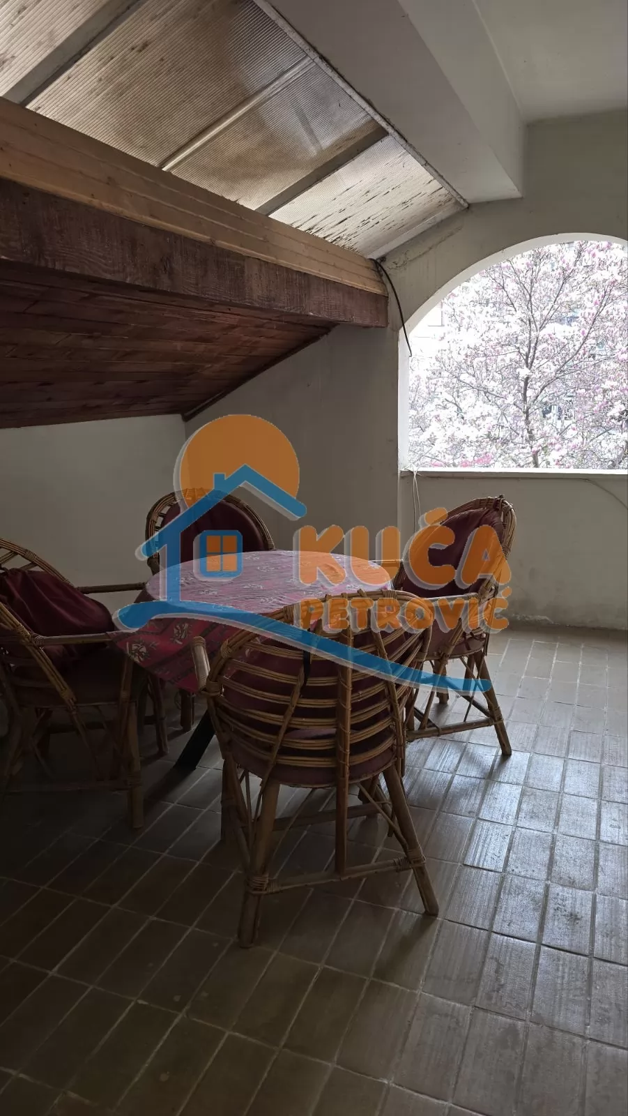 Trosoban stan, 95 m2, Crveni Pevac, Vojvode Tankosića 1. prilaz ID: i-016059 5