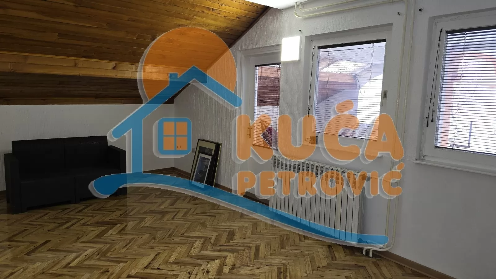 Trosoban stan, 95 m2, Crveni Pevac, Vojvode Tankosića 1. prilaz ID: i-016059 8