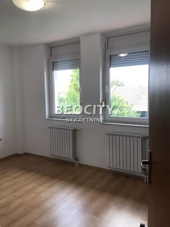 četvorosobna kuća, 240 m2, Kać ID: 130522 10