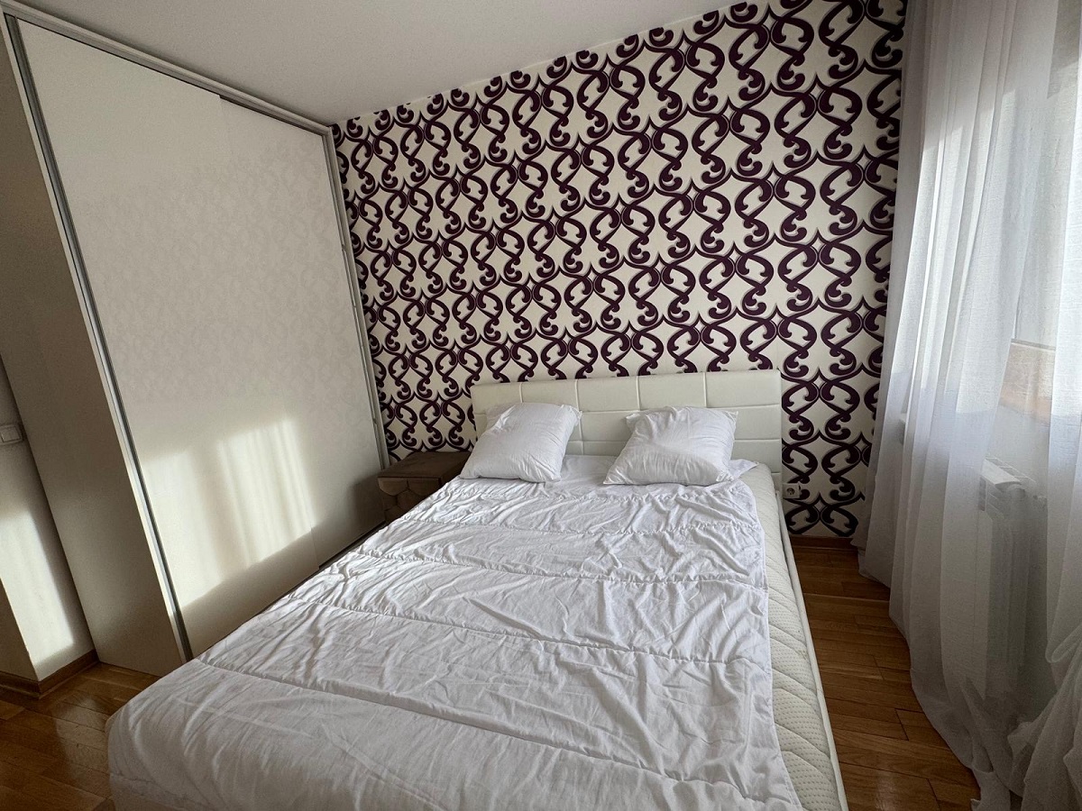 Stan za izdavanje u mirnoj ulici na Zvezdari  42m2 5