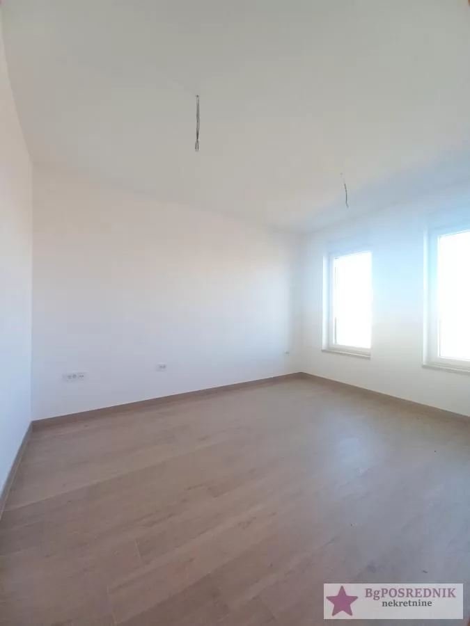 Novi Sad, Petrovaradin, Mišeluk 4, 153m2 1