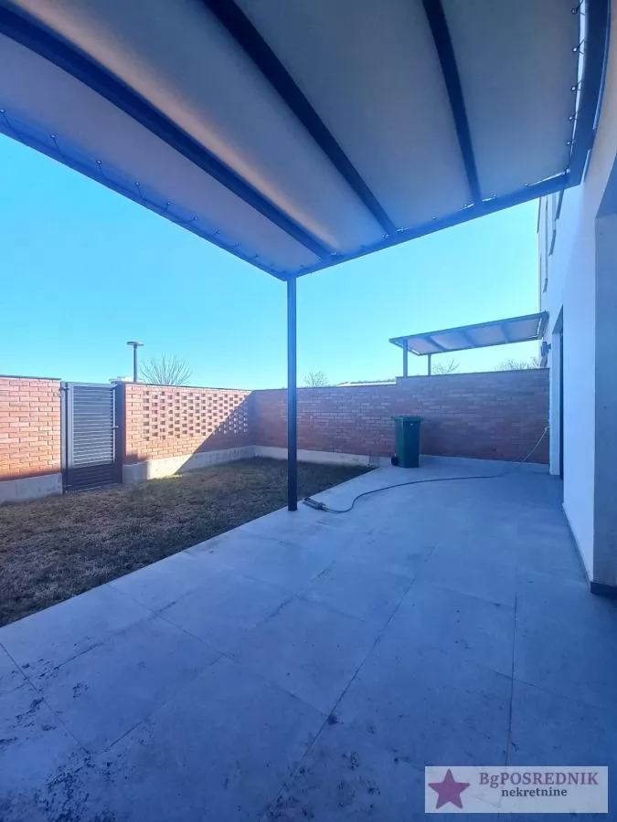 Novi Sad, Petrovaradin, Mišeluk 4, 153m2 15