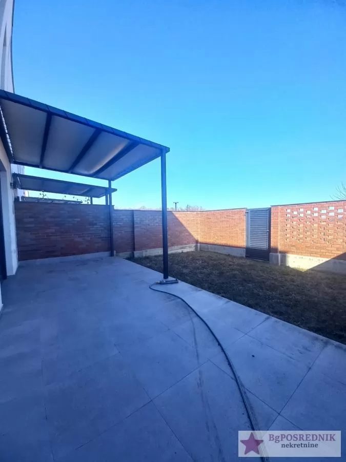 Novi Sad, Petrovaradin, Mišeluk 4, 153m2 16