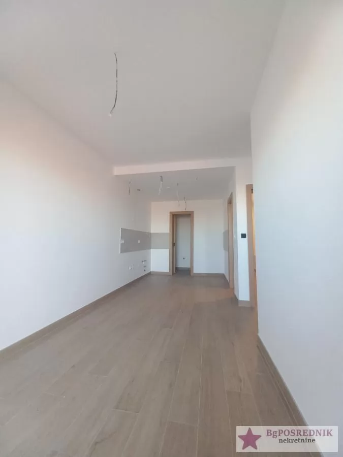 Novi Sad, Petrovaradin, Mišeluk 4, 153m2 4