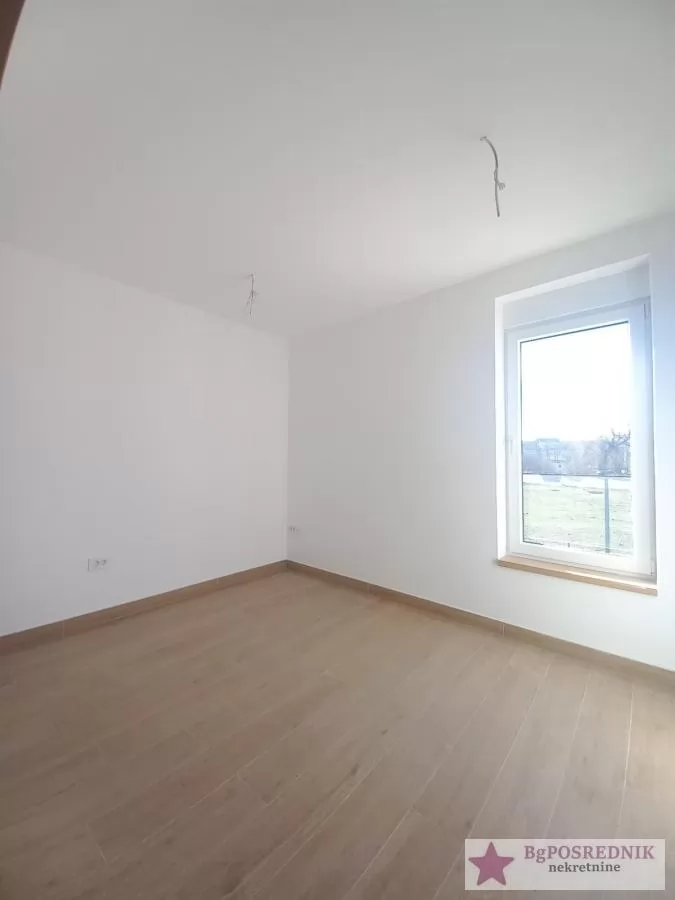 Novi Sad, Petrovaradin, Mišeluk 4, 205m2 2