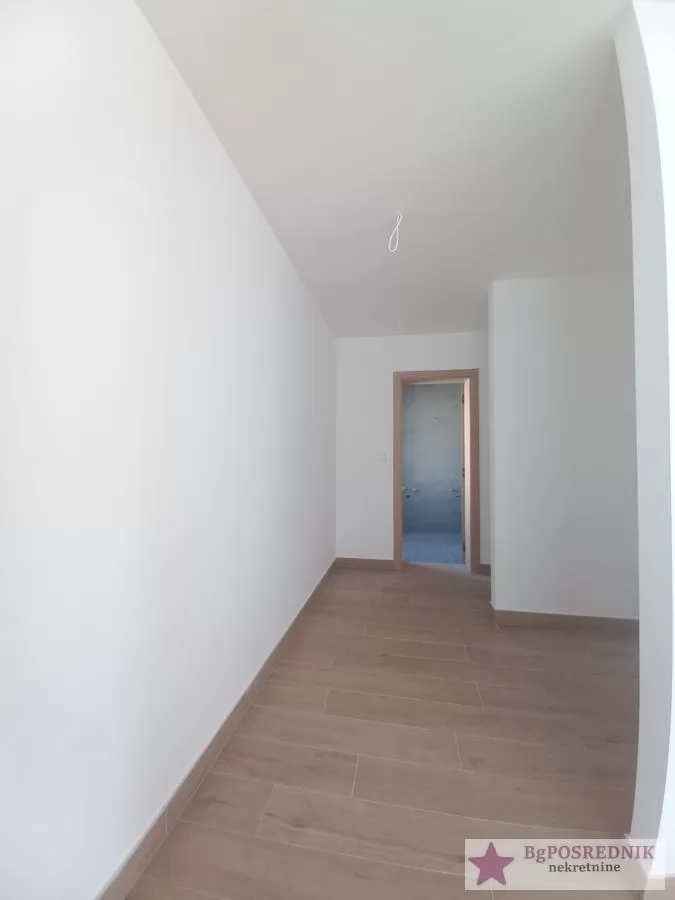 Novi Sad, Petrovaradin, Mišeluk 4, 205m2 7