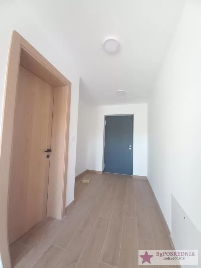 Novi Sad, Petrovaradin, Mišeluk 4, 205m2 8