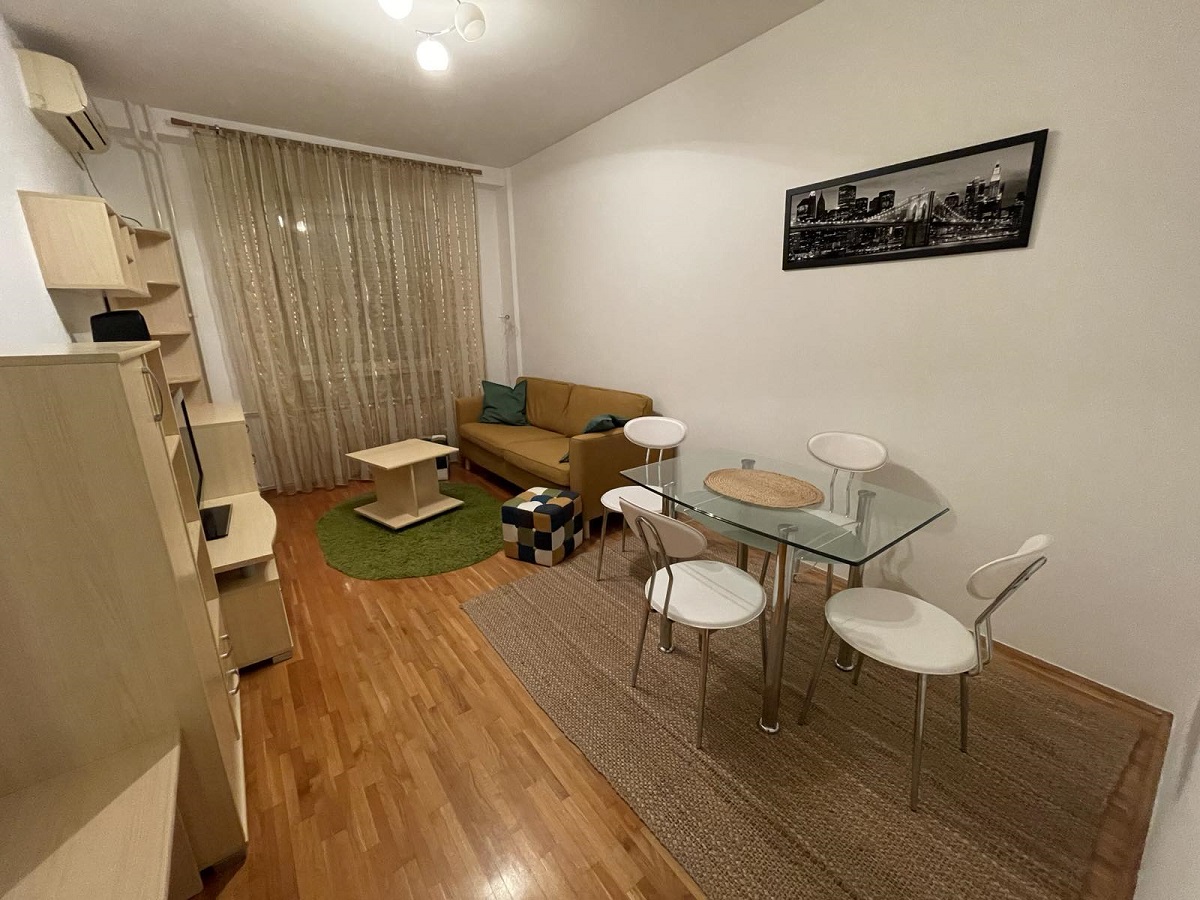 Uknjižen jednoiposoban stan na Zvezdari u Đurićevoj  41m2 1