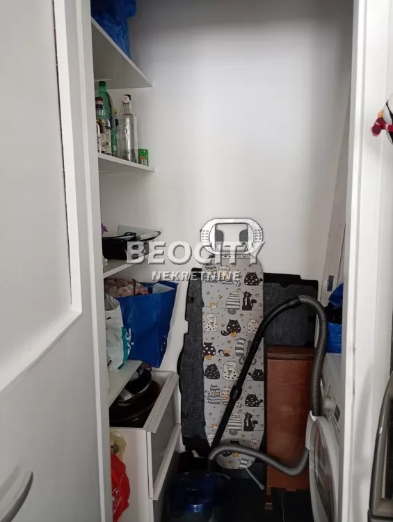 Trosoban stan, 69 m2, Južni bulevar, Šumatovačka ID: 130150 13