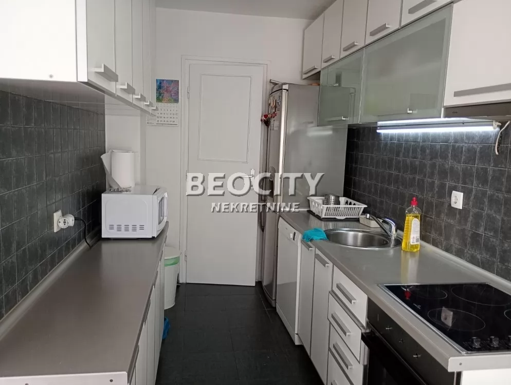 Trosoban stan, 69 m2, Južni bulevar, Šumatovačka ID: 130150 6