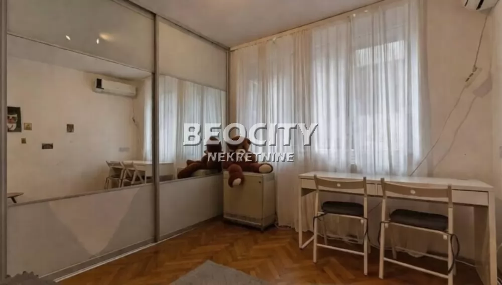 Trosoban stan, 69 m2, Južni bulevar, Šumatovačka ID: 130150 9