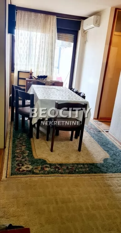 Trosoban stan, 77 m2, Novi Sad, Blok VIII ID: 130570 2