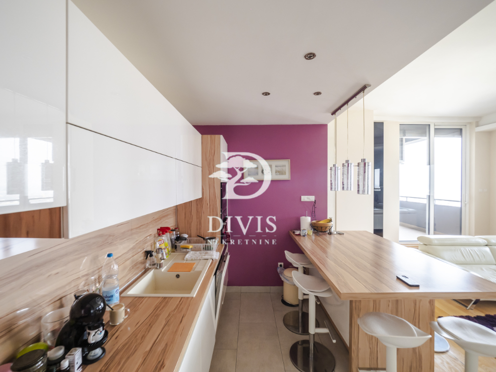 Lux 4 0 penthaus u kompleksu Dunavske terase 129m2 3