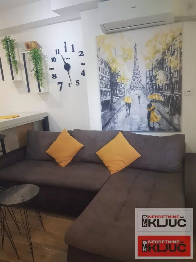 ADICE IZDAJE SE NAMEŠTENA GARSONJERA 2