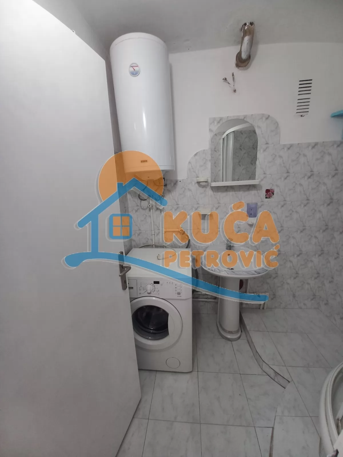 Dvosoban stan, 65 m2, Medijana, Zetska ID: i-09763 25