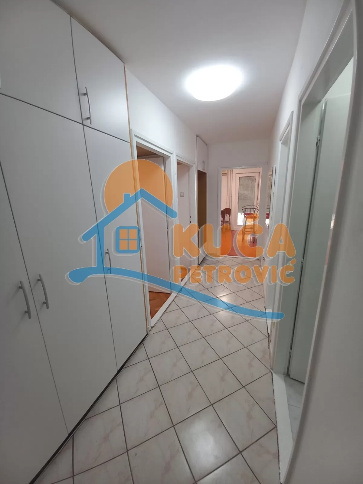 Dvosoban stan, 65 m2, Medijana, Zetska ID: i-09763 32