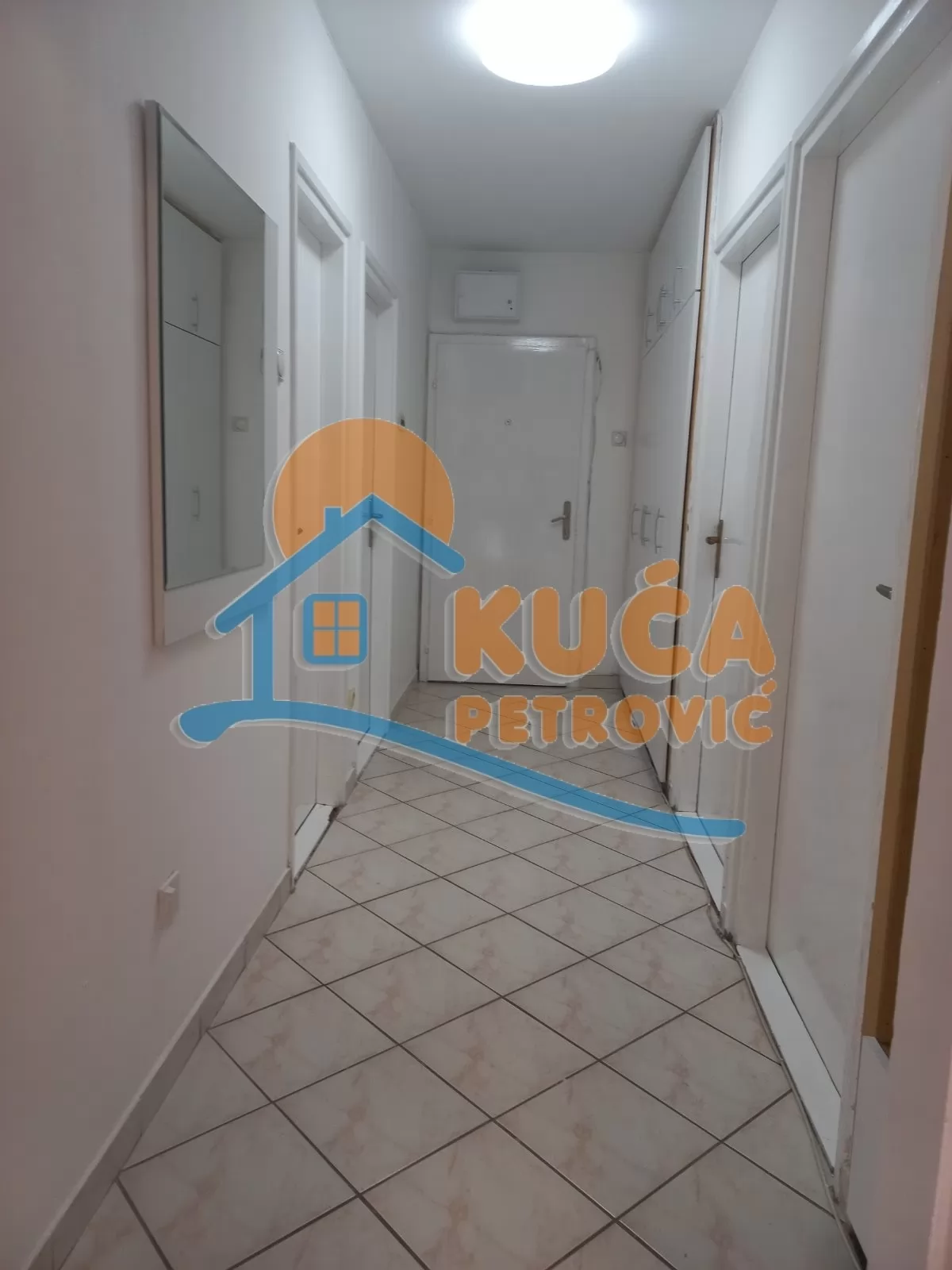 Dvosoban stan, 65 m2, Medijana, Zetska ID: i-09763 33