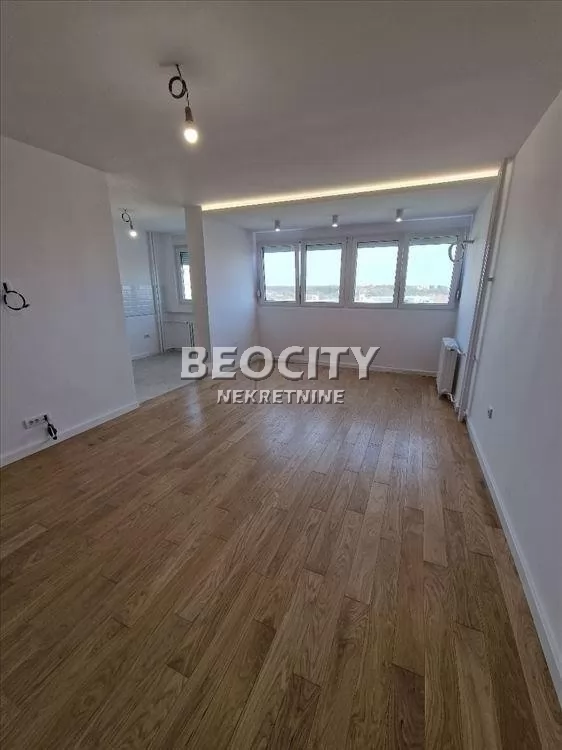 četvorosoban stan, 95 m2, Blok 37, Bulevar Arsenija Čarnojevića ID: 130672 1