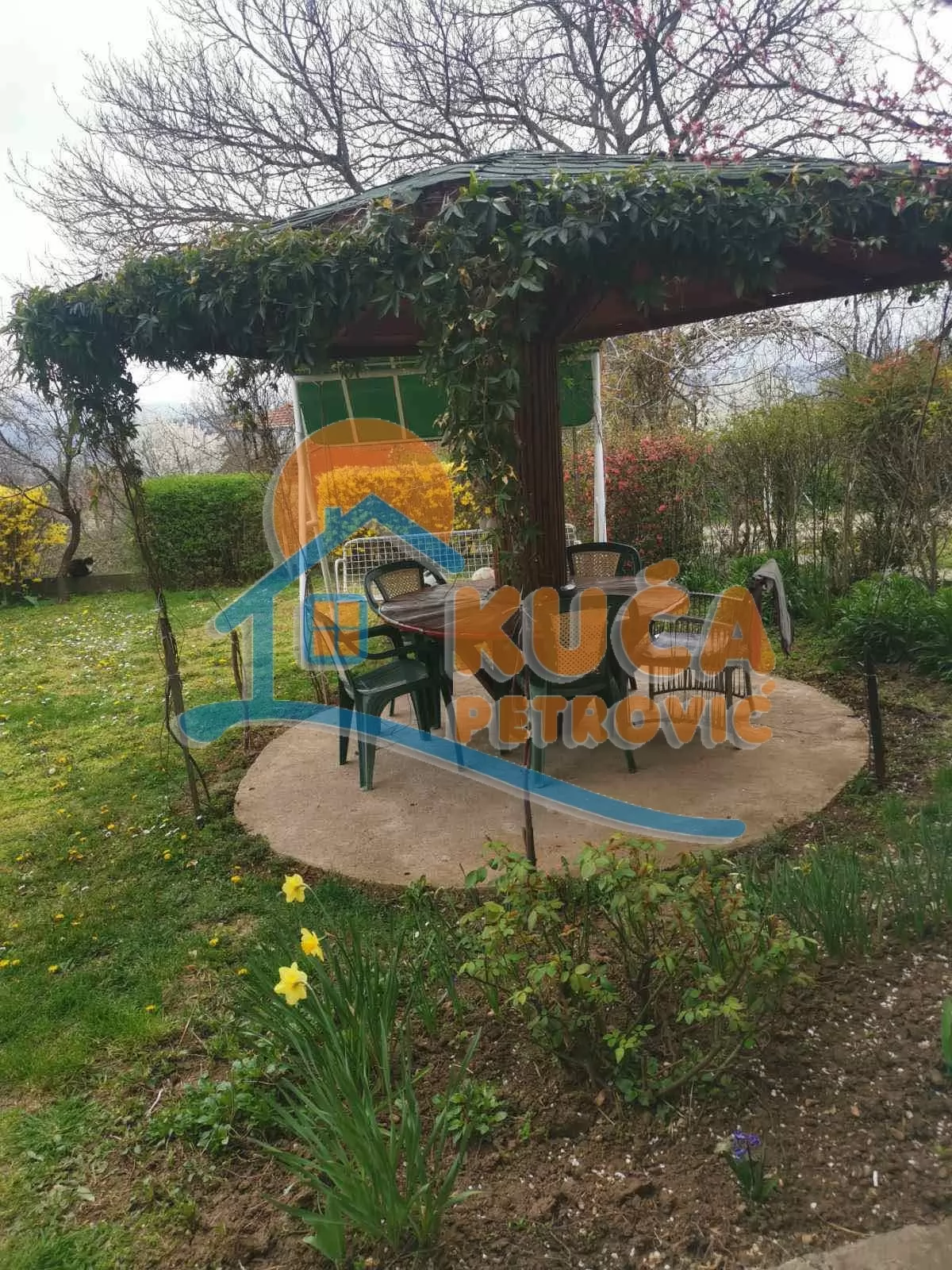 četvorosobna kuća, 174 m2, Solunska ID: p-016065 11