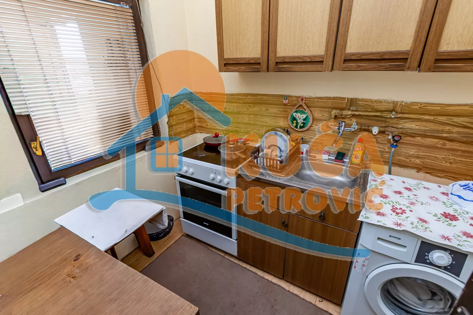 četvorosobna kuća, 246 m2, Crveni krst, Đure Strugara ID: p-011780 16