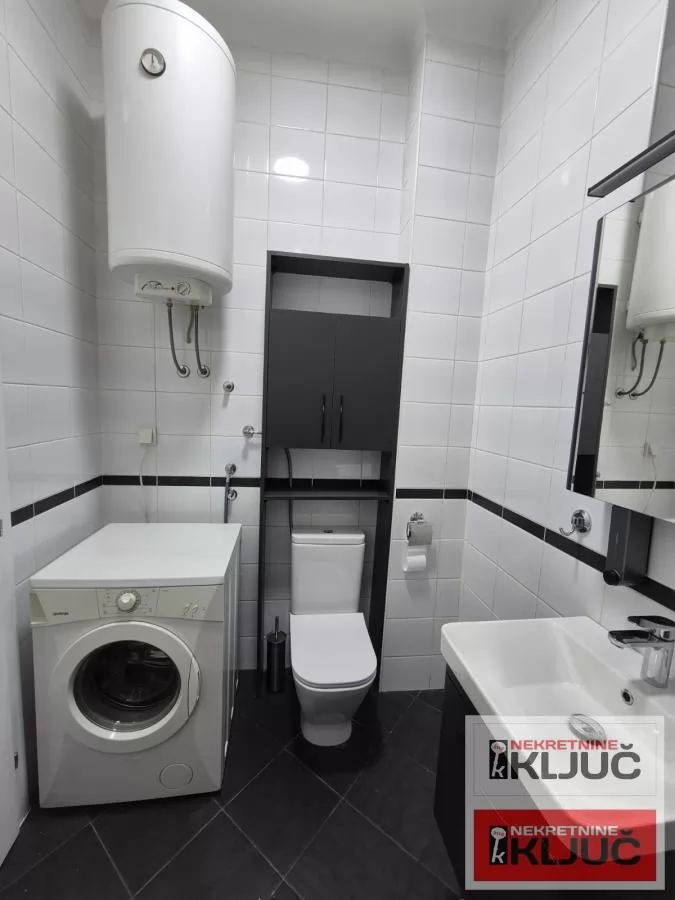 KOD SINAGOGE, 32m2, Jednosoban, Renoviran, Namešten 8