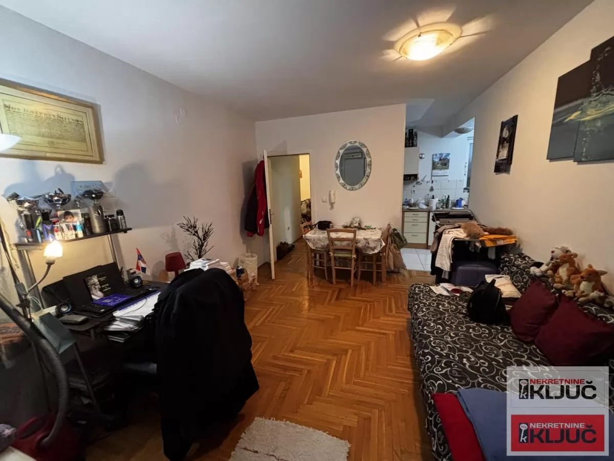 LIMANSKA PIJACA, 60m2, Dvosoban, Namešten 2