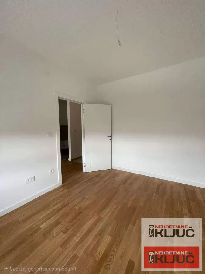 NOVO NASELJE-KNEŽEV PARK-IZDAJE SE DELIMIČNO NAMEŠTEN STAN 4