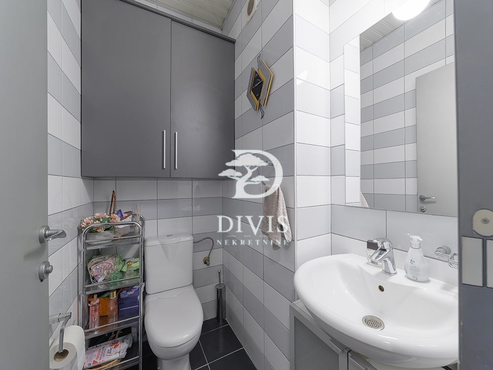 5 0 dupleks na Vračaru  Neimar  196m2  tri terase 5