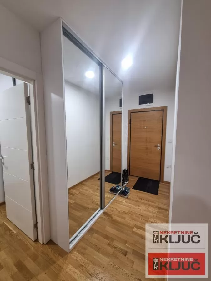 SOMBORSKI BULEVAR, 82m2, Trosoban, Novogradnja, Namešten 16