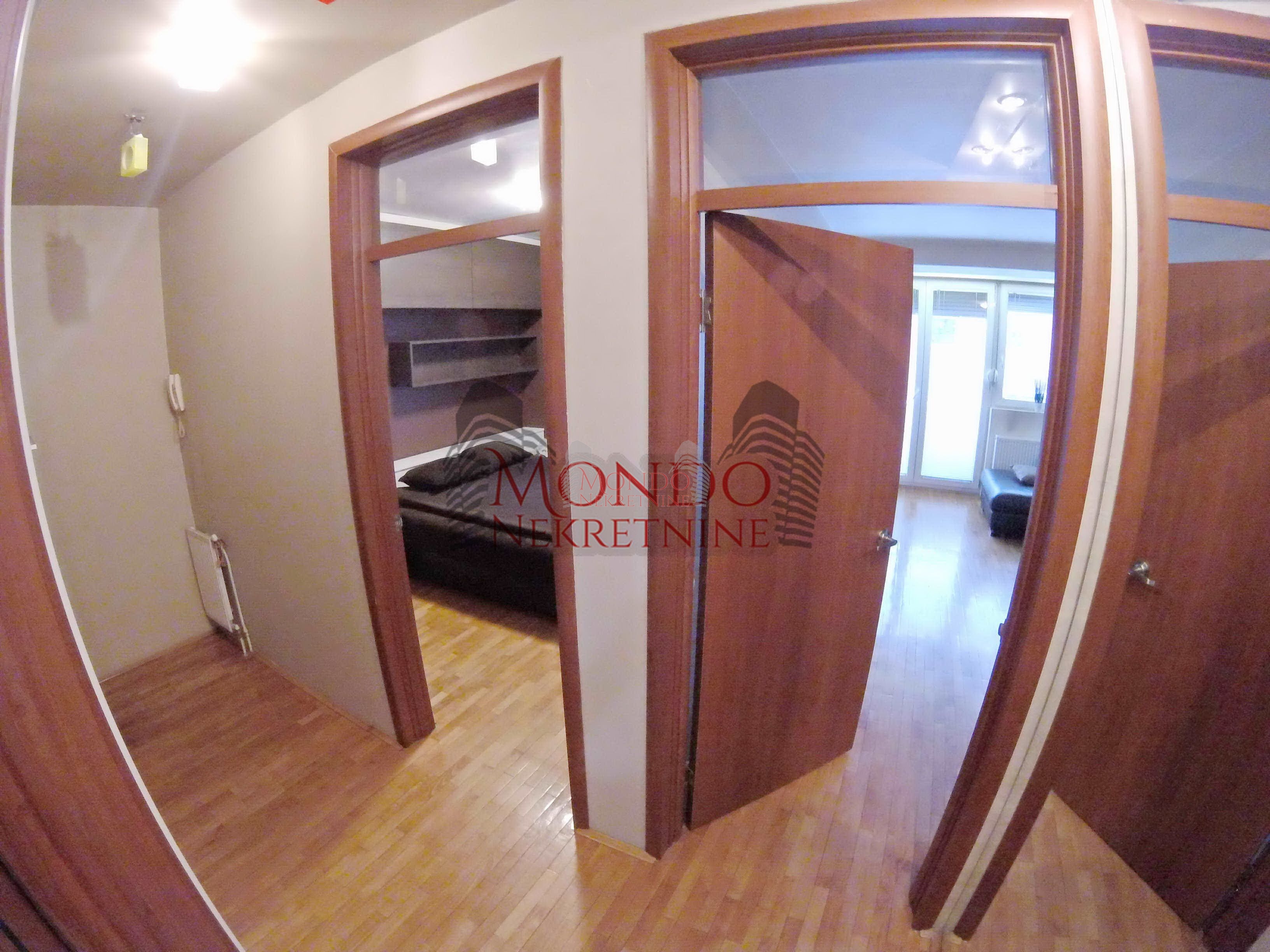 Jednoiposoban stan u novoj zgradi kod Caira 7