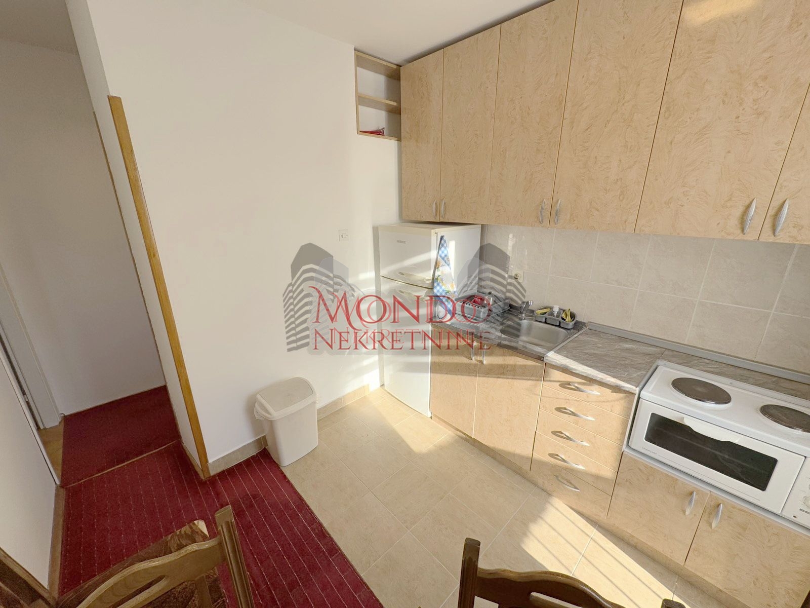 Jednosoban stan centru grada na Margeru preko puta Saborne crkve 7