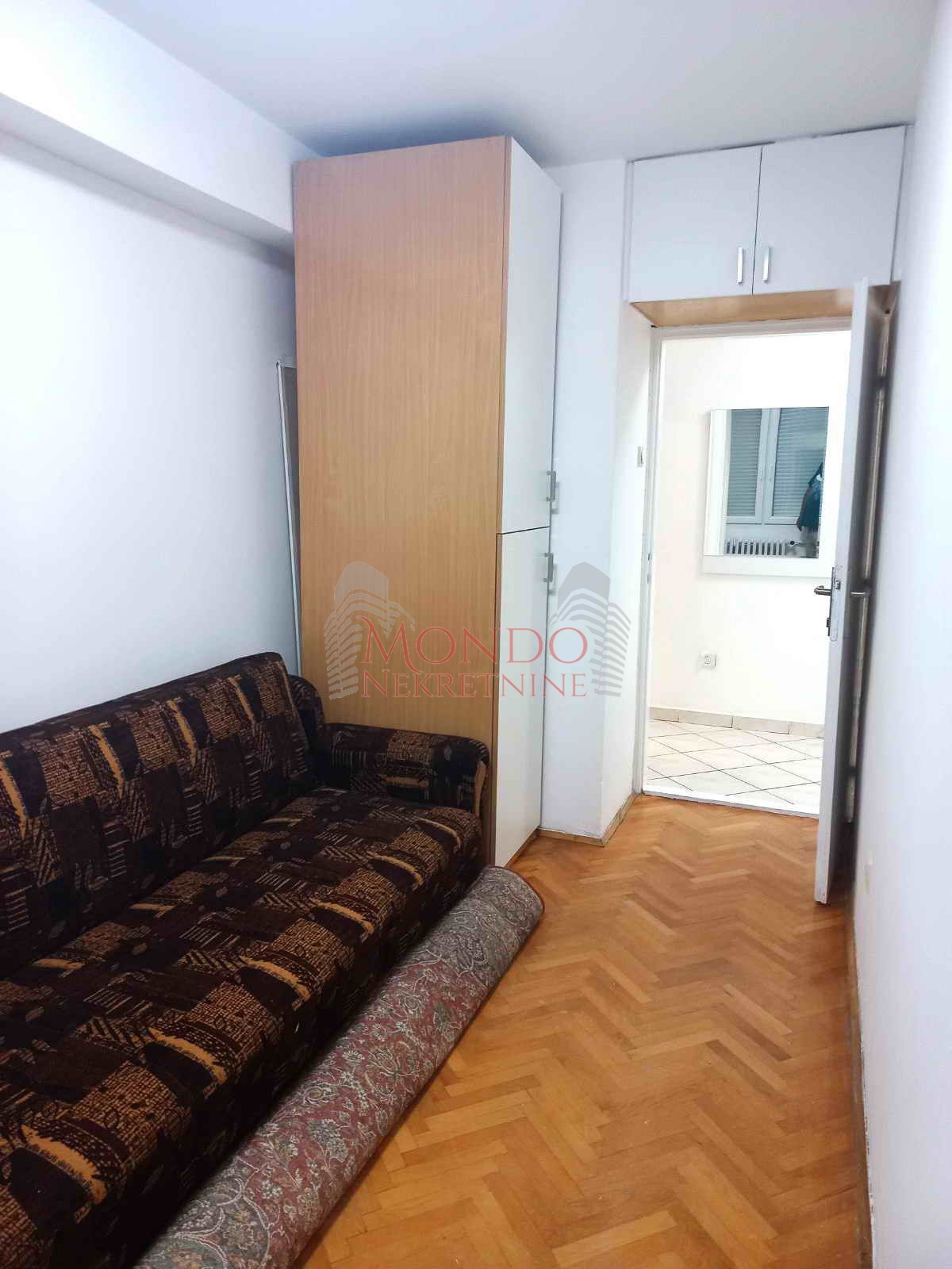 Dvoiposoban stan kod Gradske bolnice, cg, 2 sprat, Niš 7