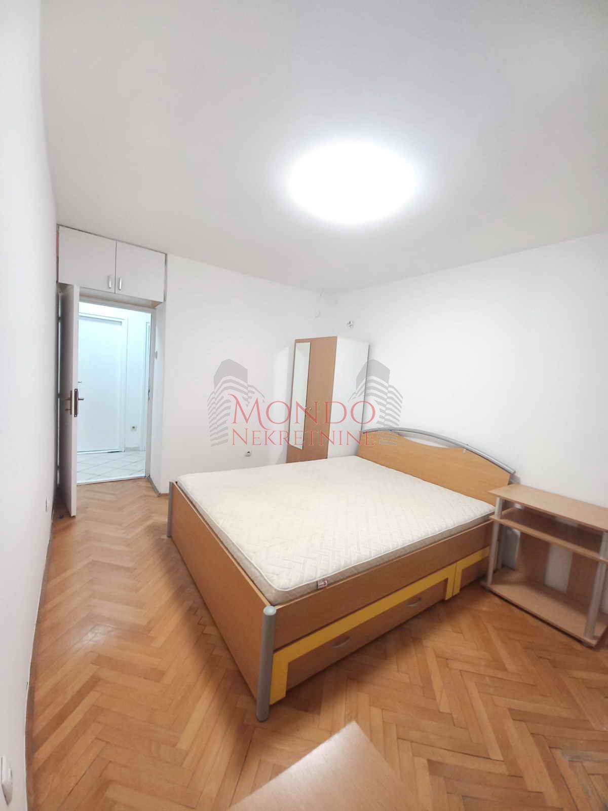 Dvoiposoban stan kod Gradske bolnice, cg, 2 sprat, Niš 9