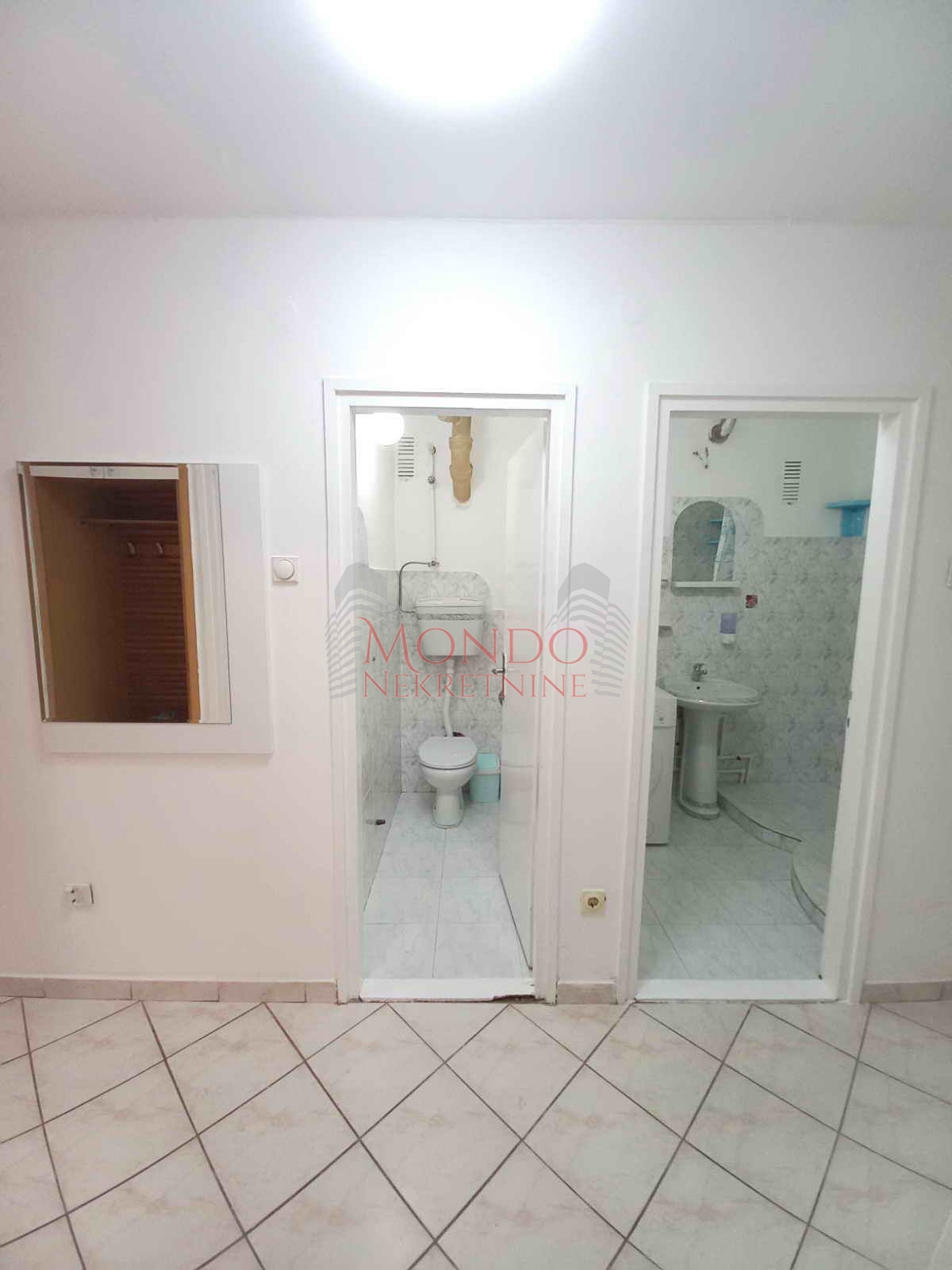 Dvoiposoban stan kod Gradske bolnice, cg, 2 sprat, Niš 11