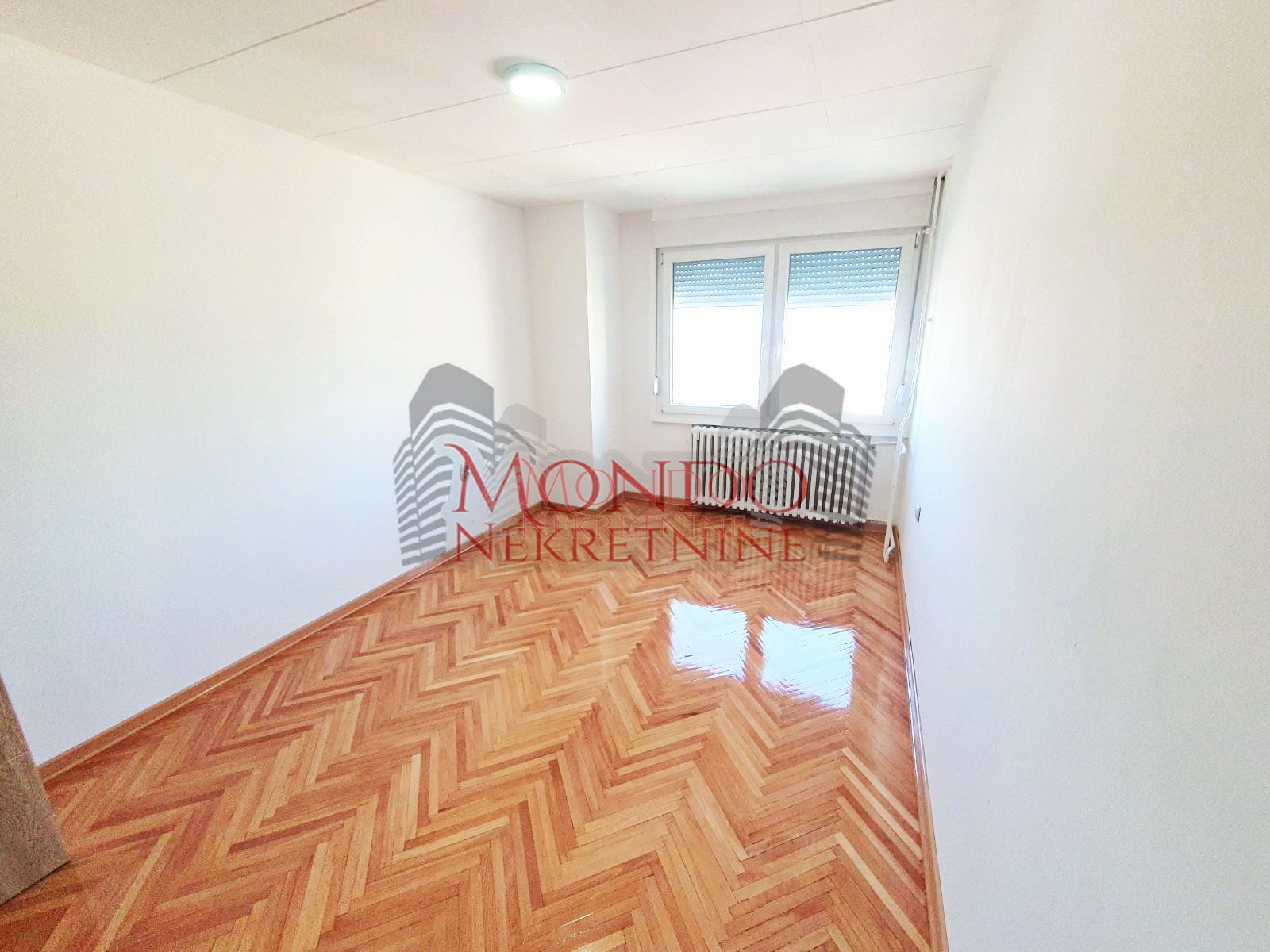 Dvosoban stan kod Doma zdravlja 15