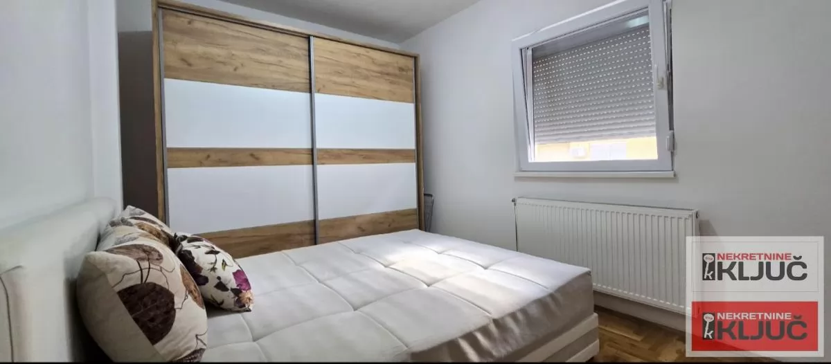 ADICE IZDAJE SE TROIPOSOBAN NAMEŠTEN STAN 14