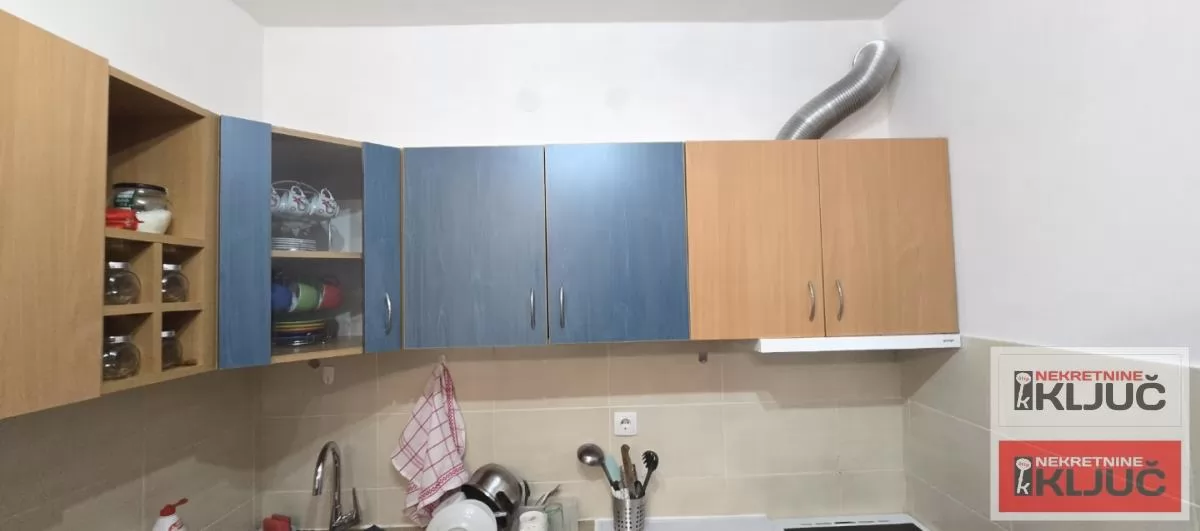 ADICE IZDAJE SE TROIPOSOBAN NAMEŠTEN STAN 6