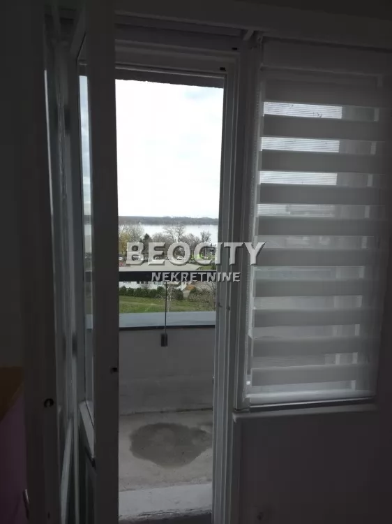 Dvosoban stan, 57 m2, Karađorđev trg, Karađorđev trg ID: 129826 16