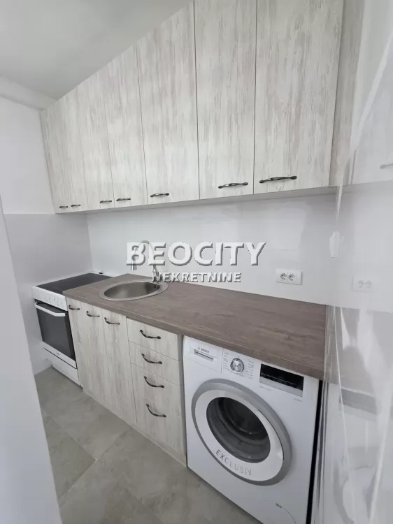 Dvosoban stan, 57 m2, Karađorđev trg, Karađorđev trg ID: 129826 9