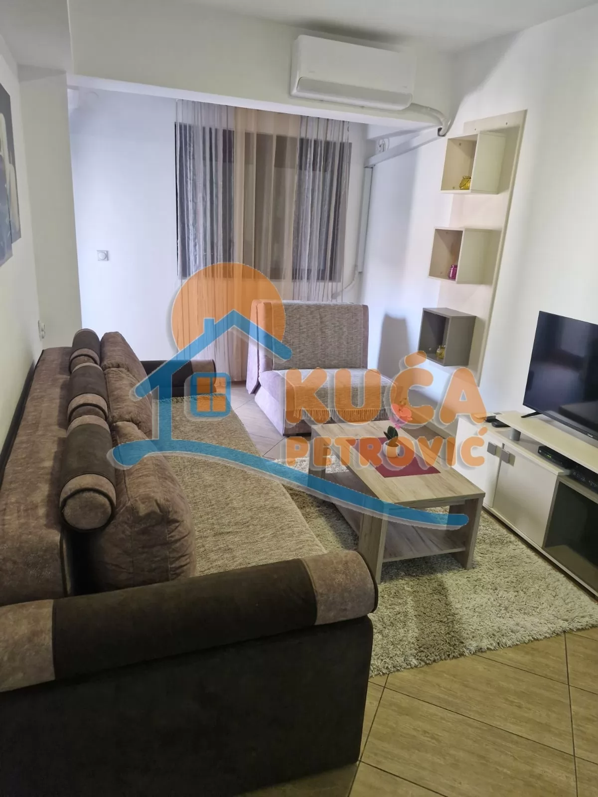 Jednosoban stan, 44 m2, Filozofski fakultet, Ćirila i Metodija ID: i-016102 1