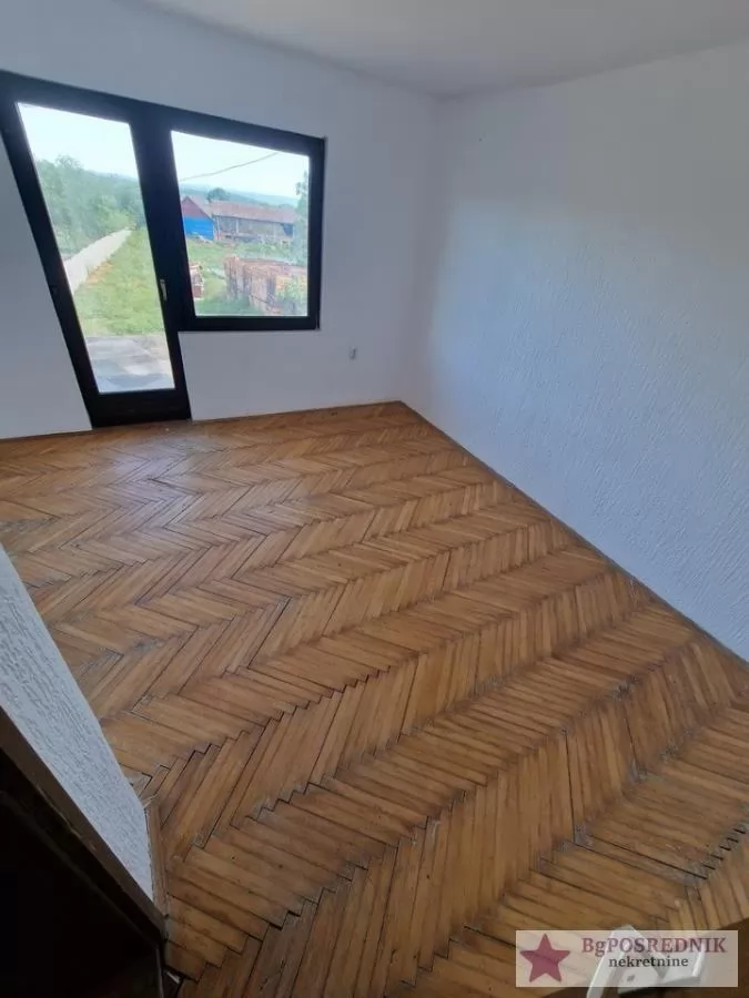 Mladenovac, Velika Krsna, Davidova, 296m2, 5a 11