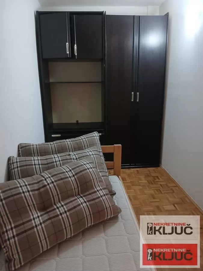 NOVO NASELJE, Jednoiposoban, 41m2 sa dvorišnom terasom oko 25m2 6