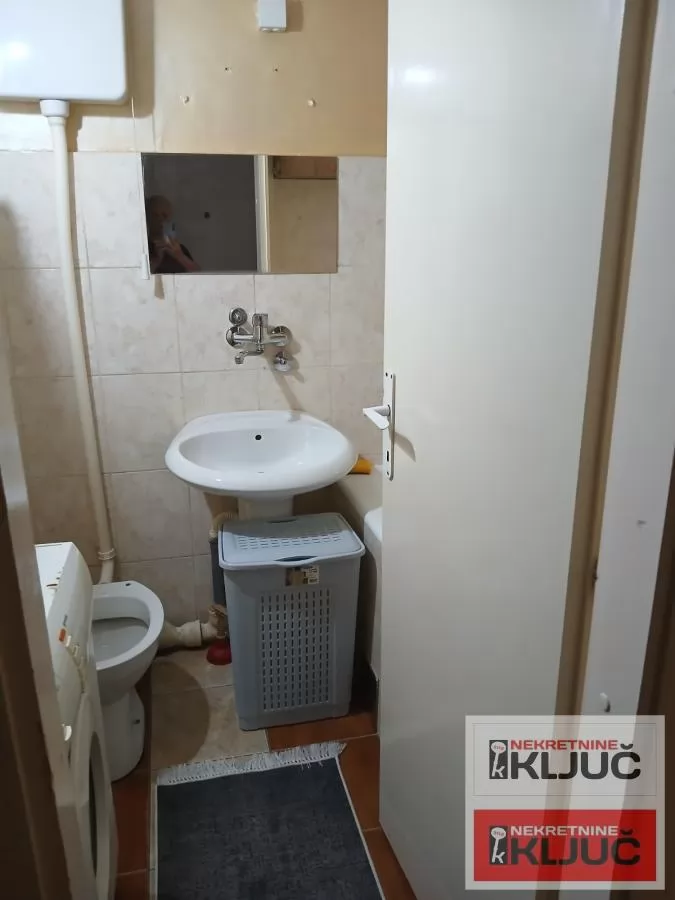 NOVO NASELJE, Jednoiposoban, 41m2 sa dvorišnom terasom oko 25m2 7